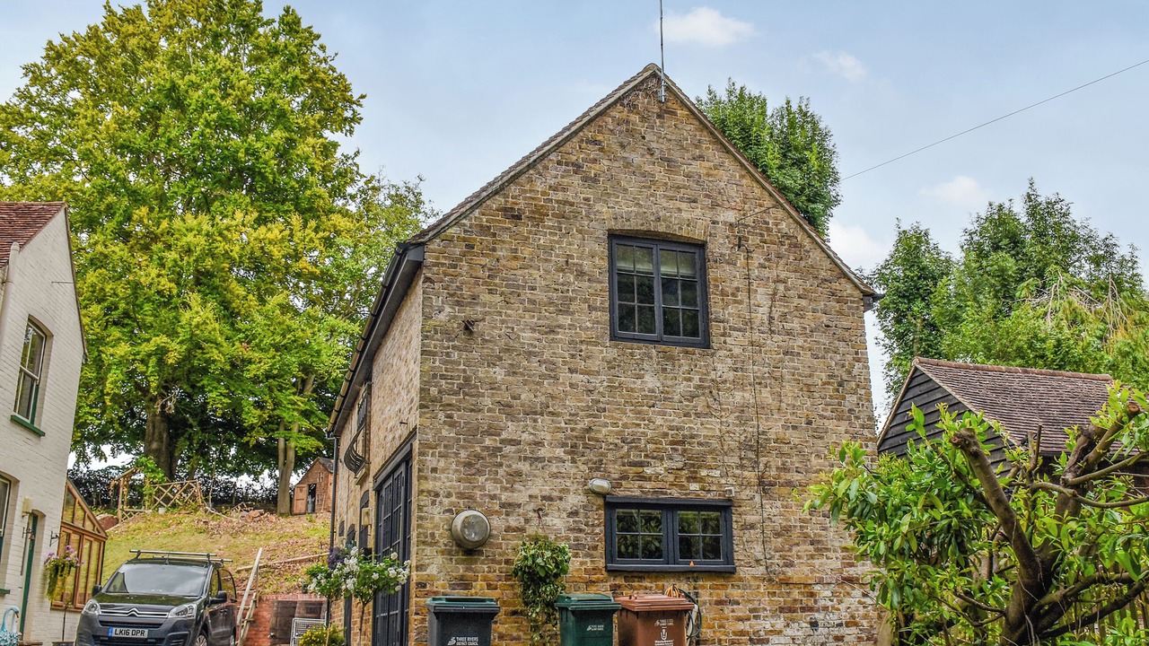 Photo of Outdoor in Sarratt