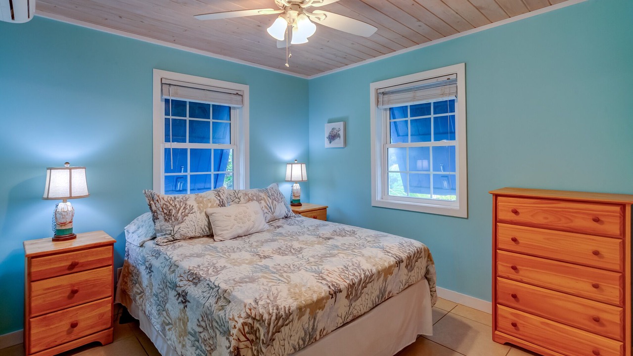 Photo of Bedroom in Hope Town