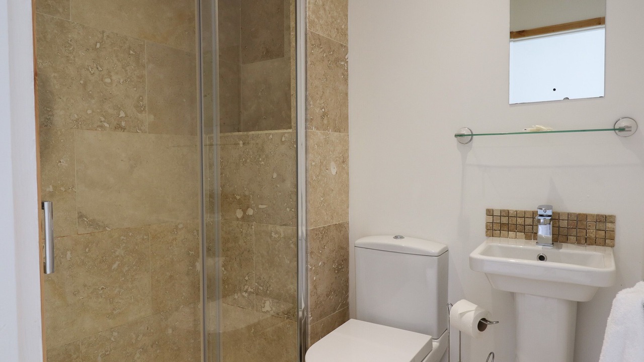 Photo of Bathroom in Babbacombe
