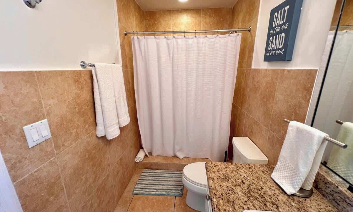 Photo of Bathroom in Alice Town