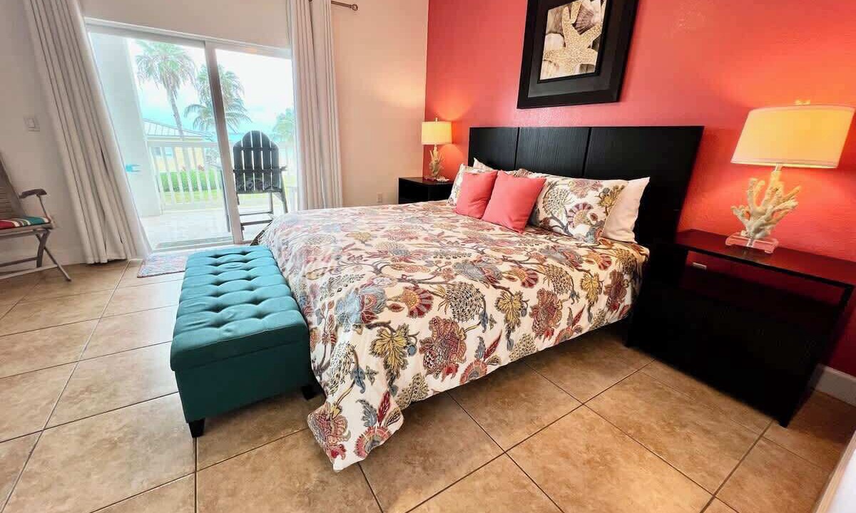 Photo of Bedroom in Alice Town