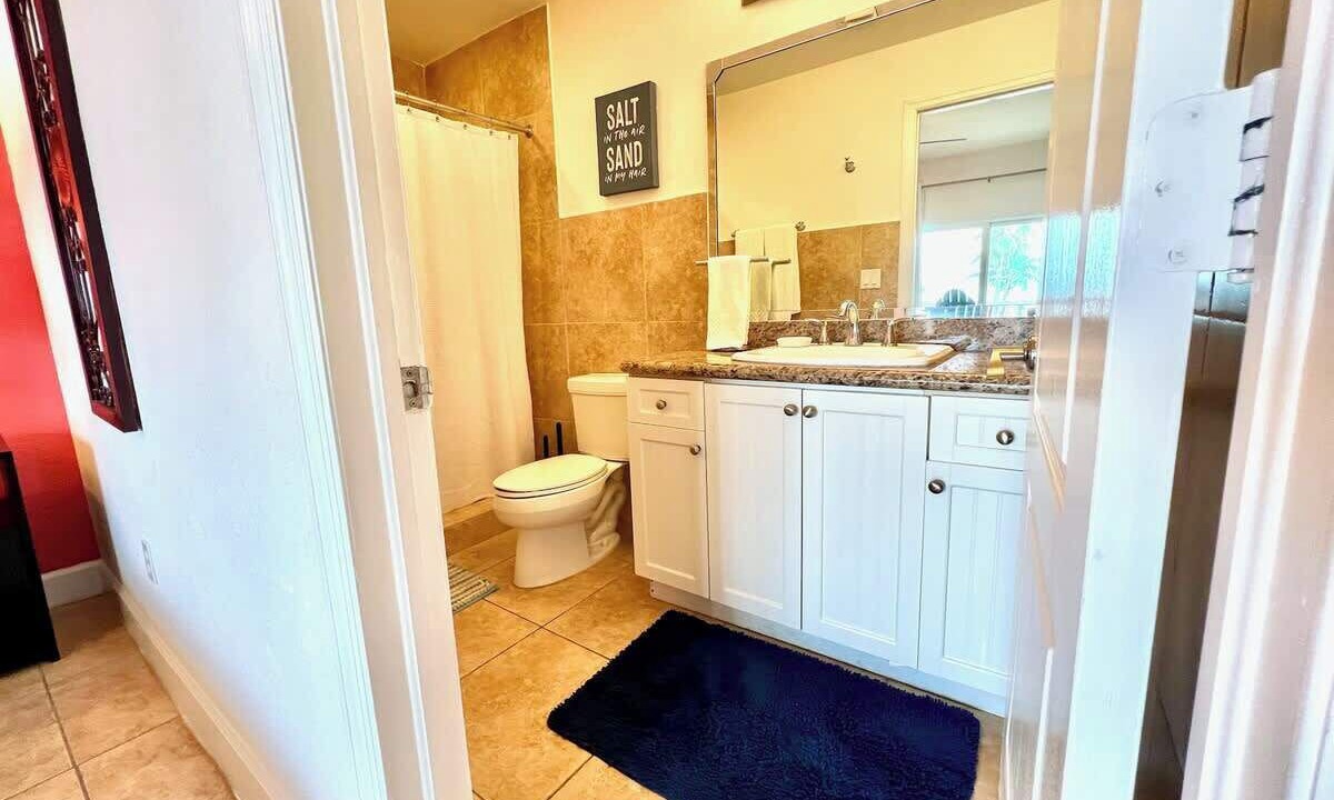 Photo of Bathroom in Alice Town
