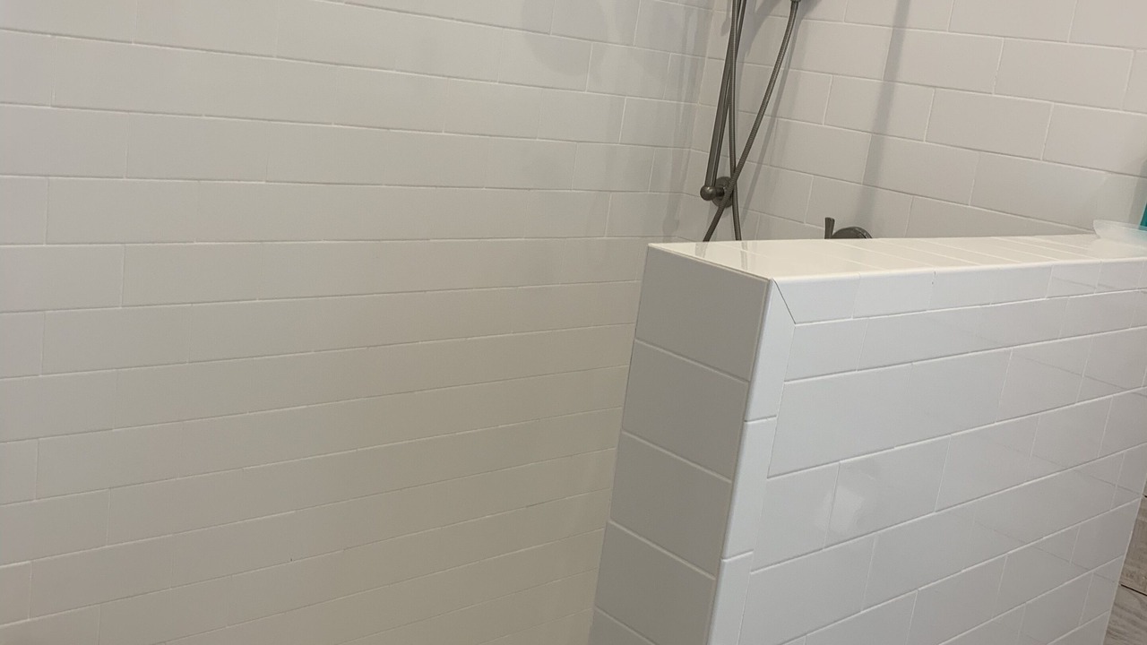 Photo of Bathroom in Lubbers Quarters Cay