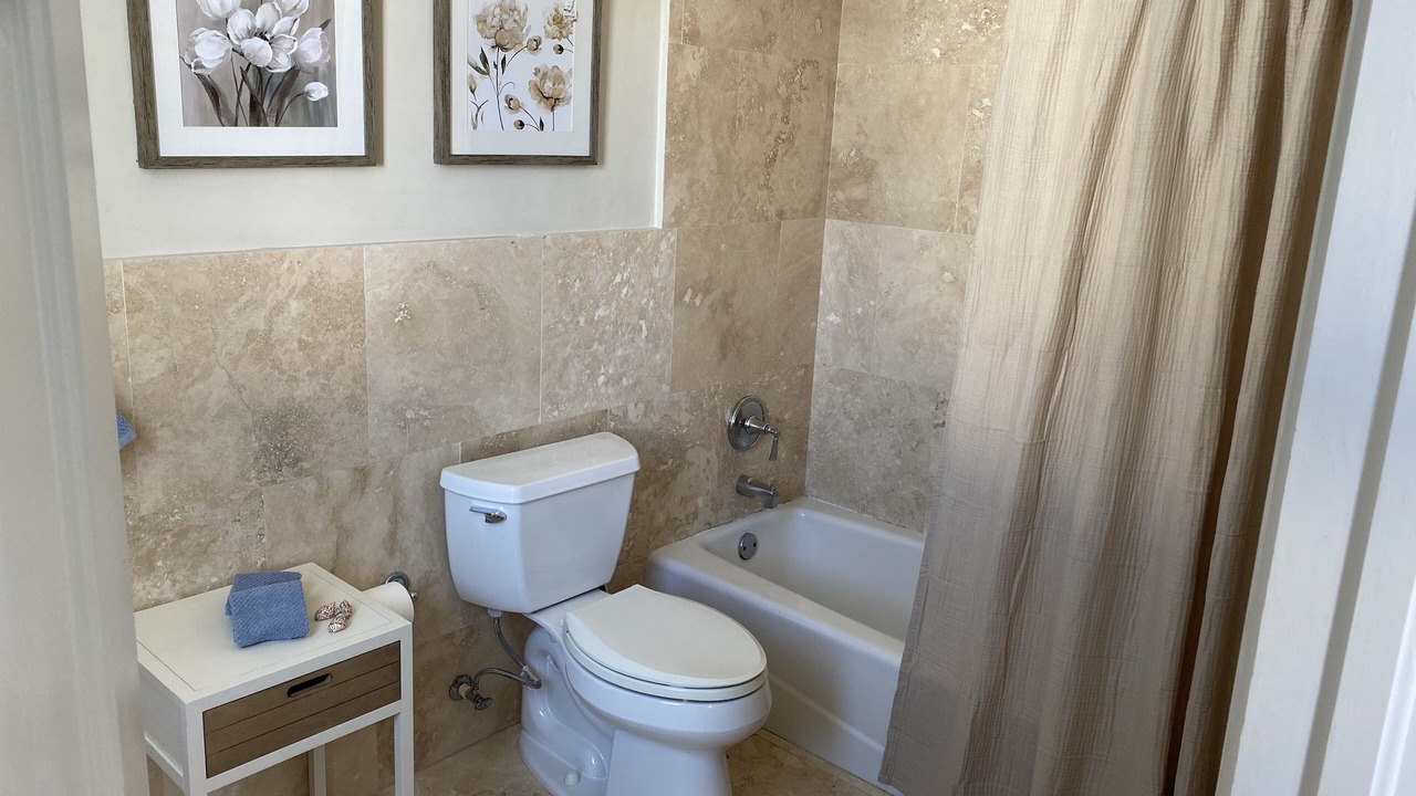Photo of Bathroom in Palm Cay