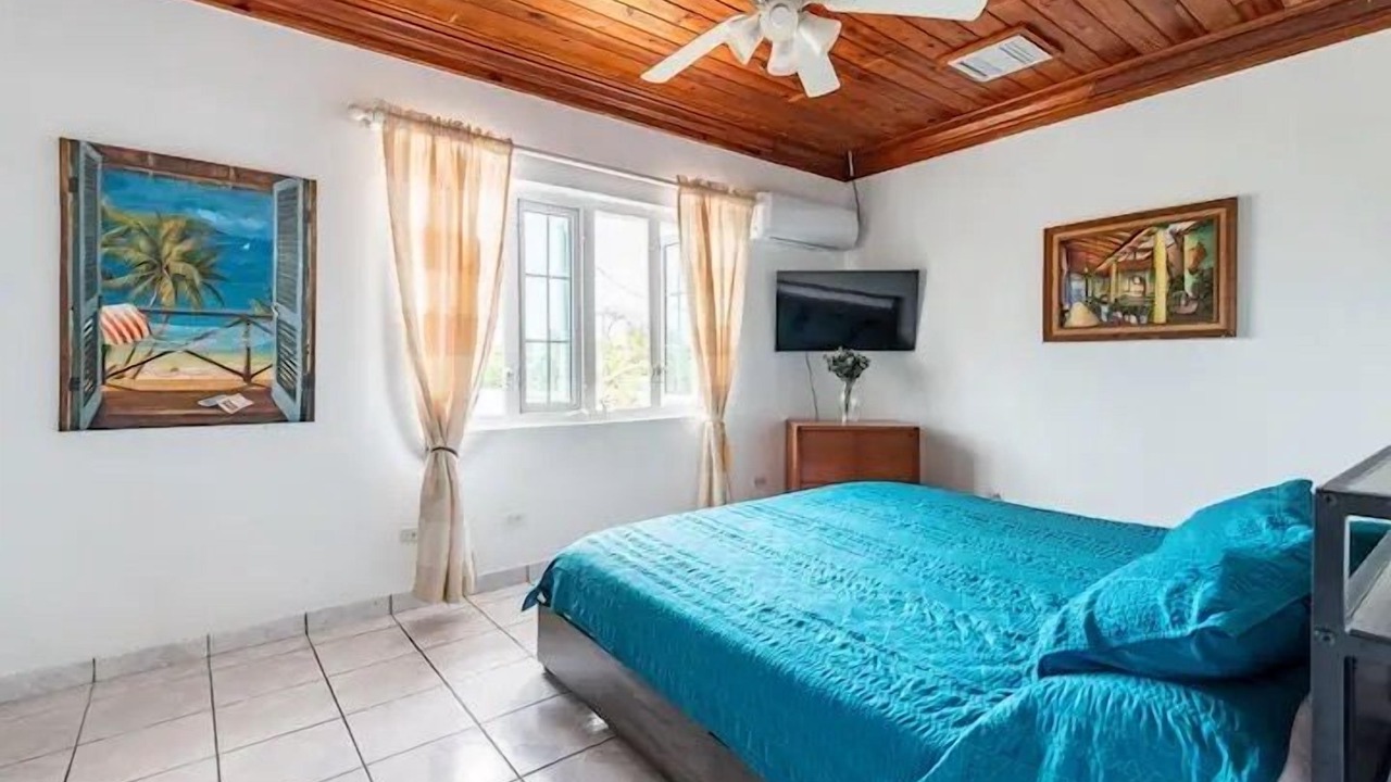 Photo of Bedroom in Nassau