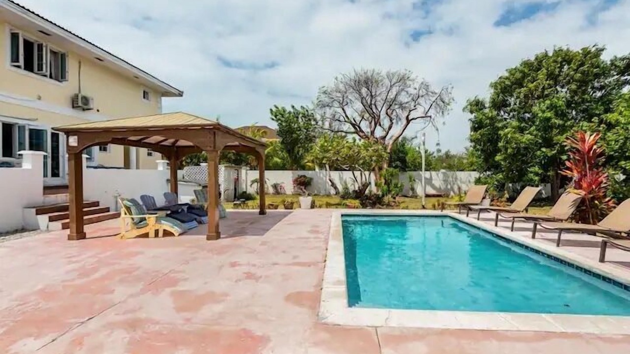 Photo of Outdoor in Nassau