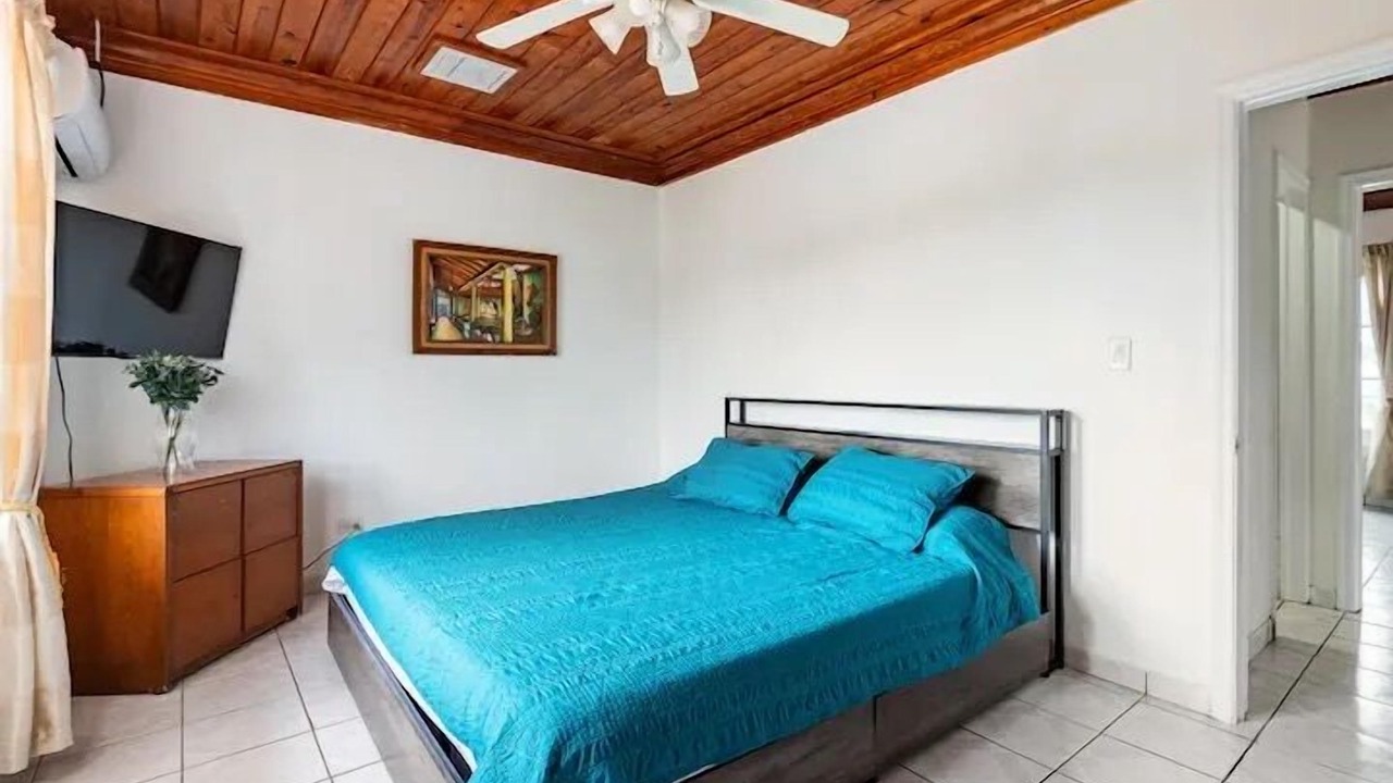 Photo of Bedroom in Nassau