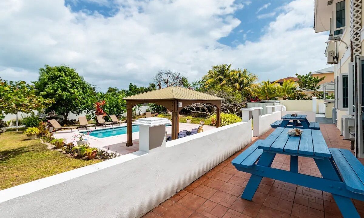 Photo of Outdoor in Nassau