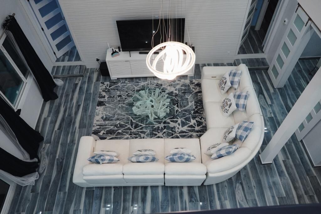 Photo of Livingroom in Out Islands