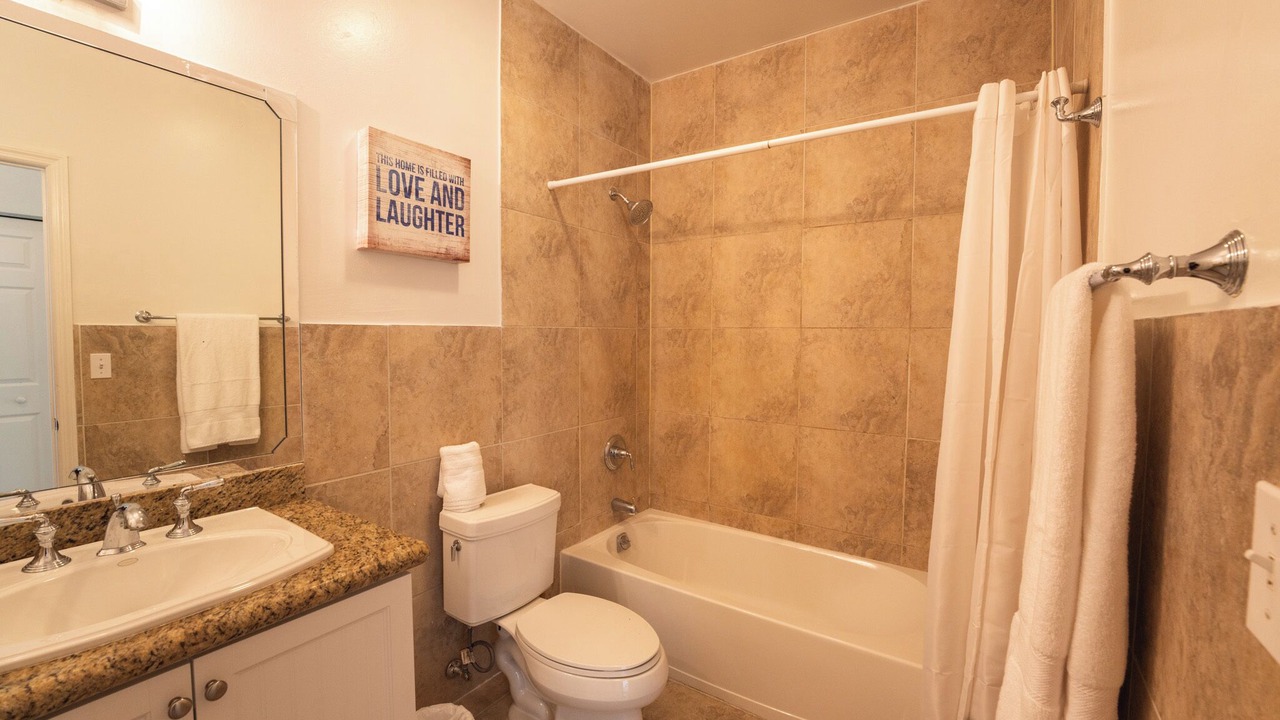 Photo of Bathroom in Alice Town