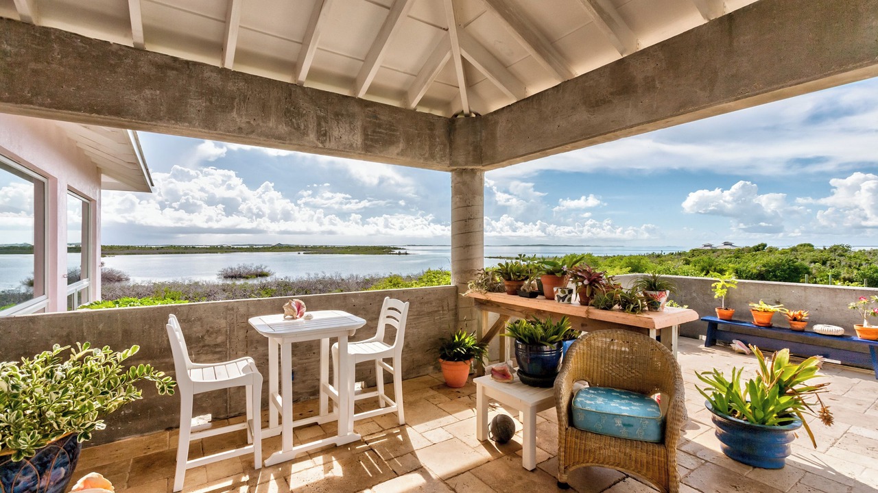 Photo of Patio Balcony in Lubbers Quarters Cay