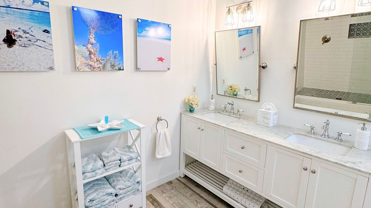 Photo of Bathroom in George Town