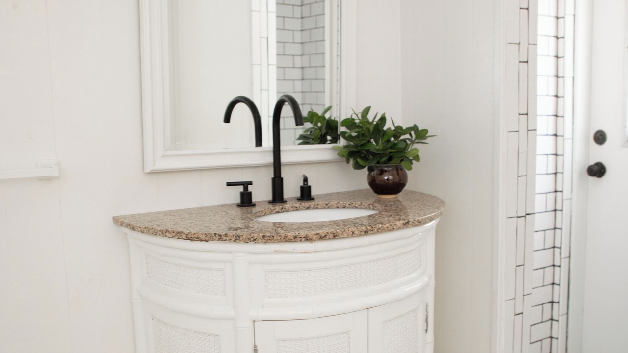 Photo of Bathroom in Dunmore Town