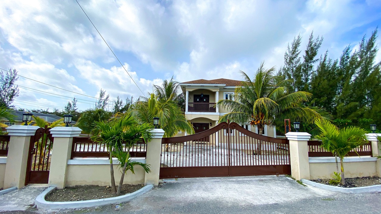 Photo of Outdoor in Nassau