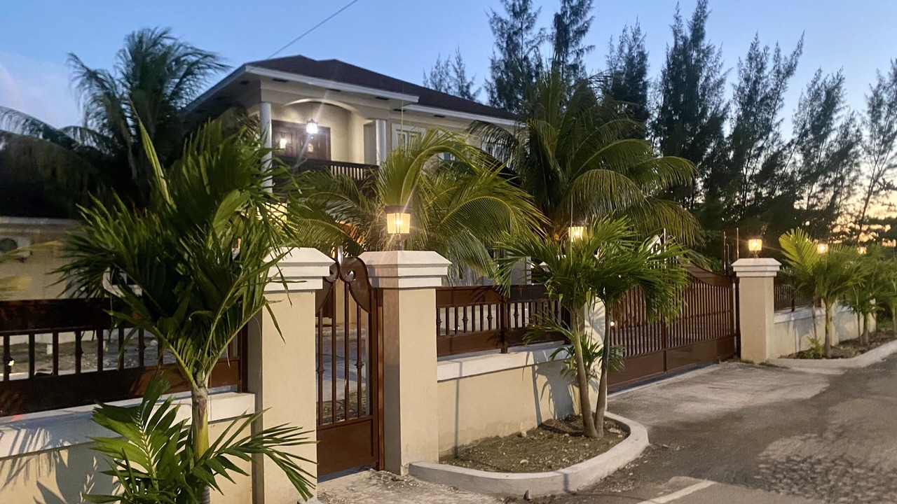 Photo of Outdoor in Nassau