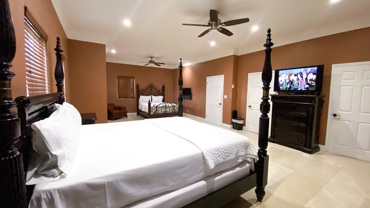 Photo of Bedroom in Nassau