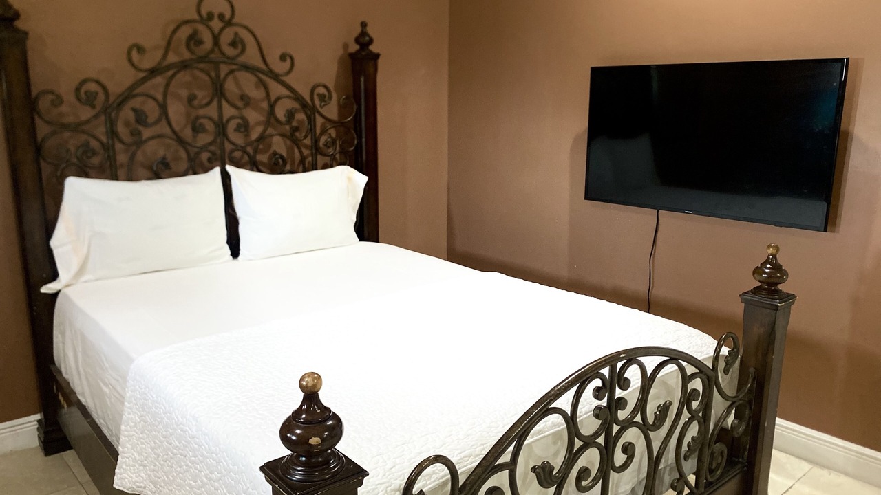 Photo of Bedroom in Nassau