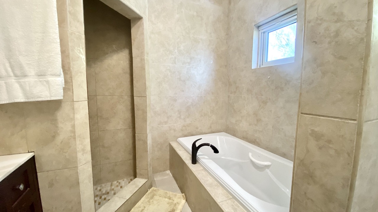 Photo of Bathroom in Nassau