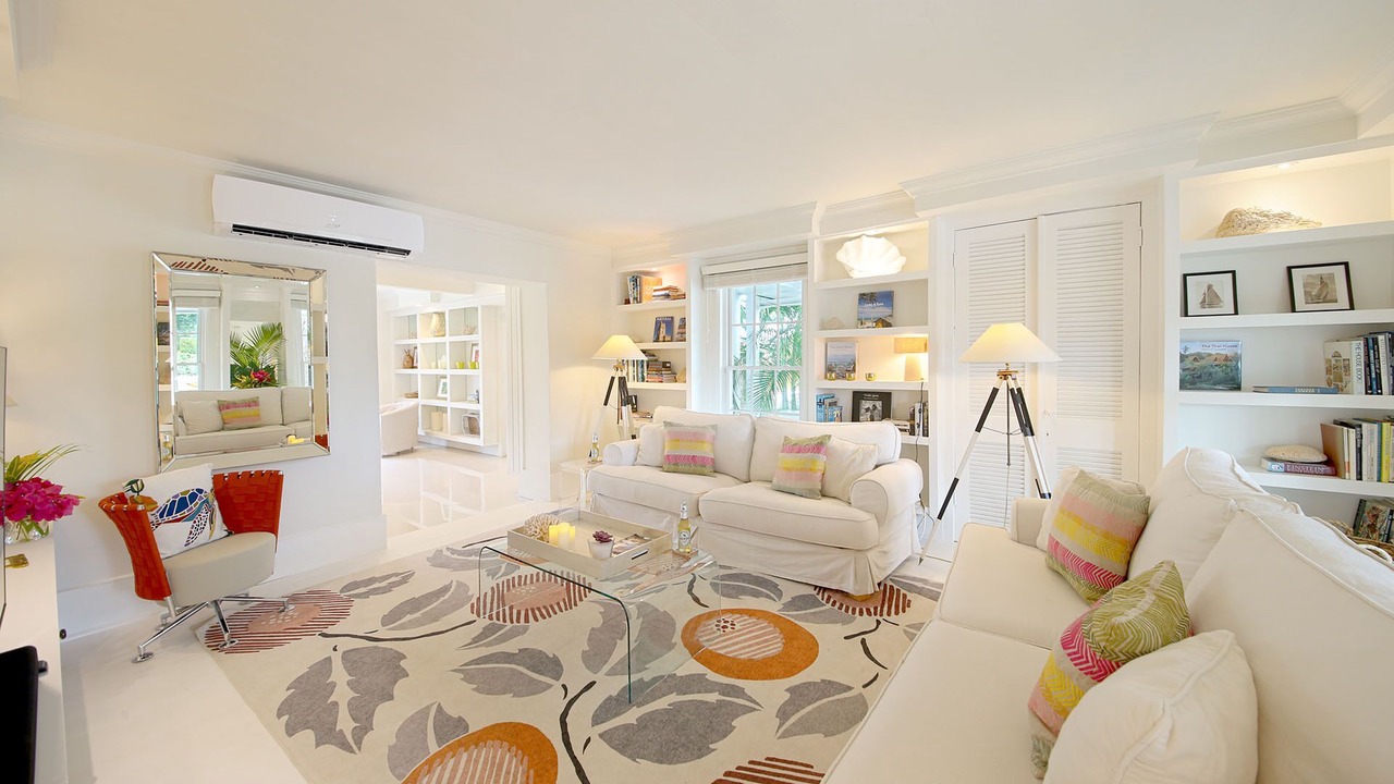 Photo of Livingroom in Governor's Harbour