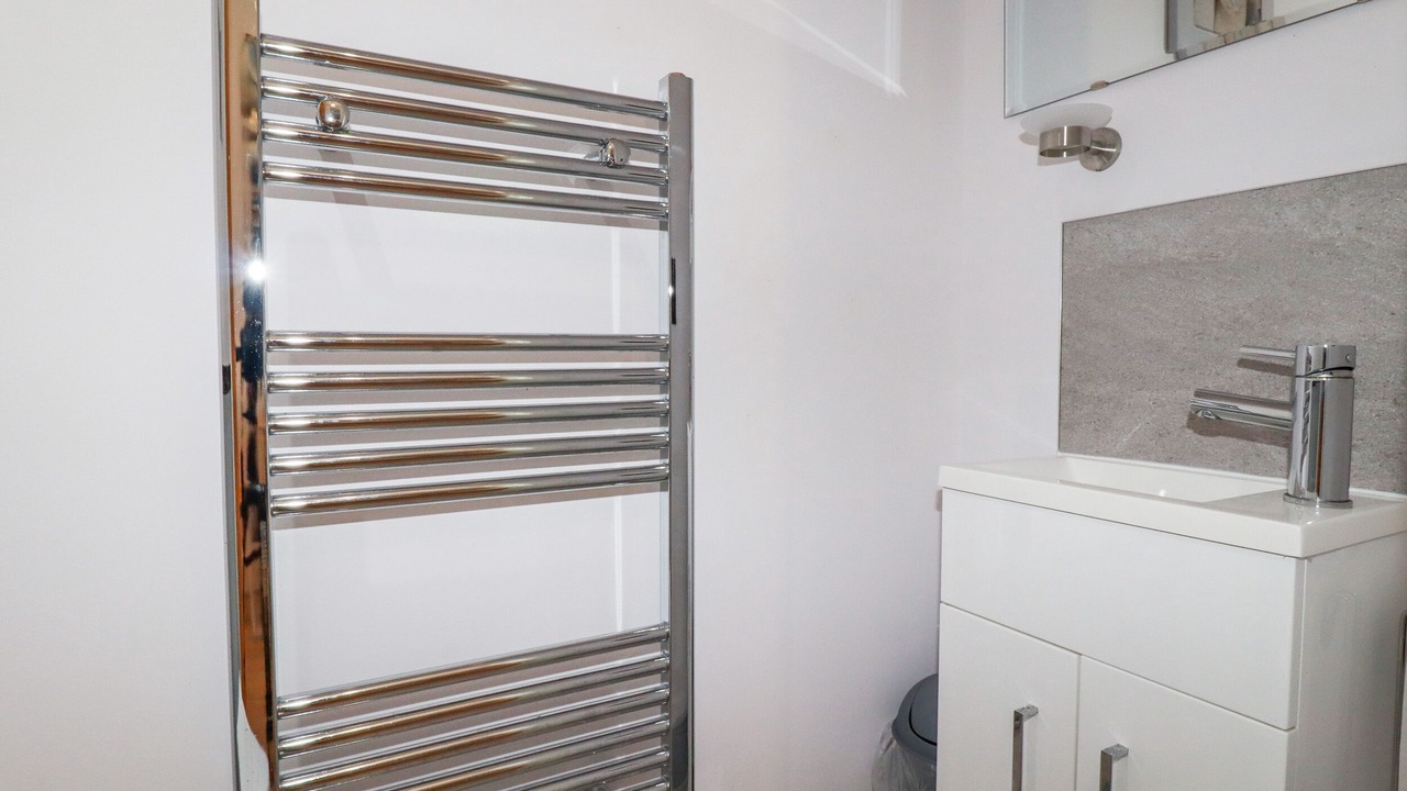 Photo of Bathroom in Newquay City Centre