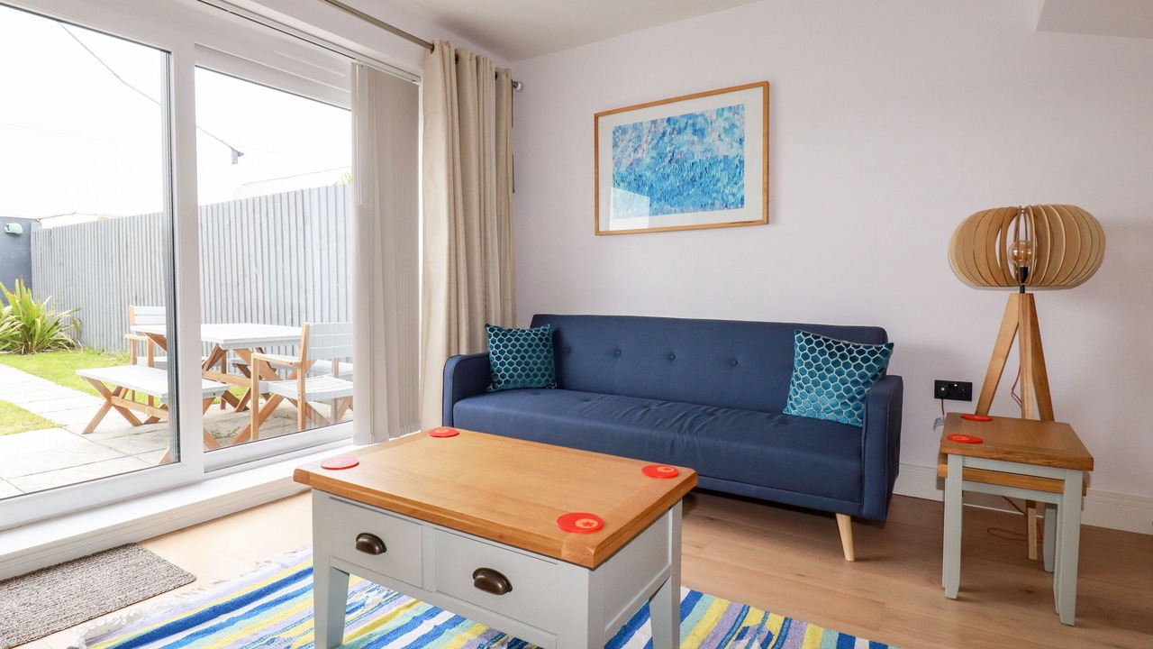 Photo of Livingroom in Newquay City Centre