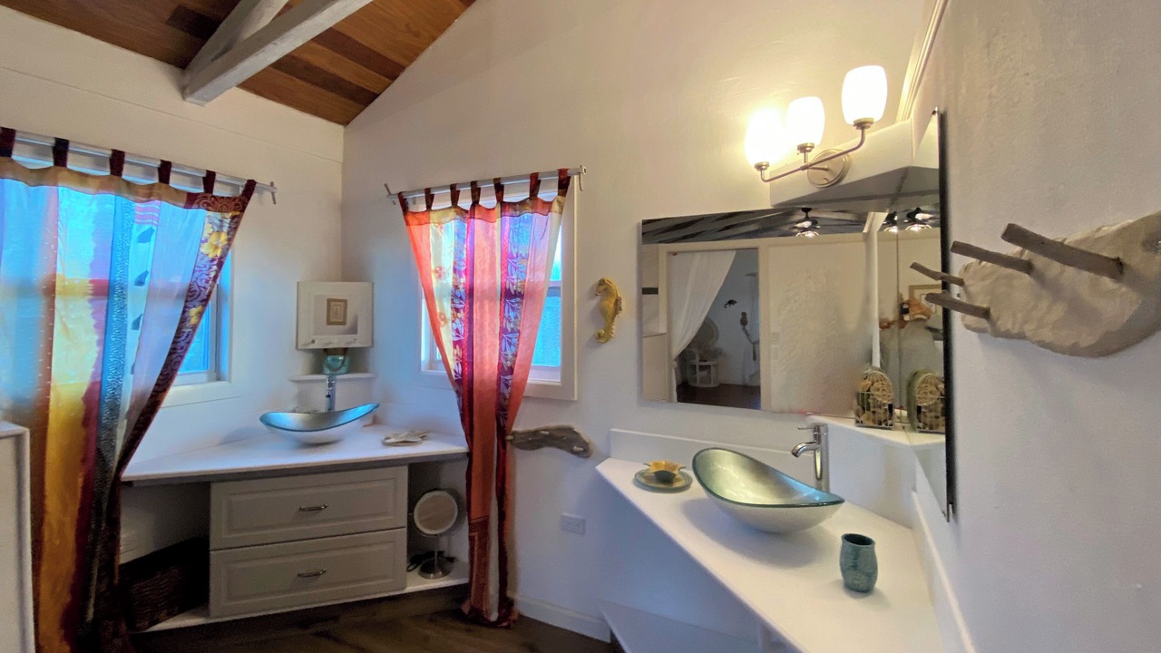 Photo of Bathroom in Gregory Town