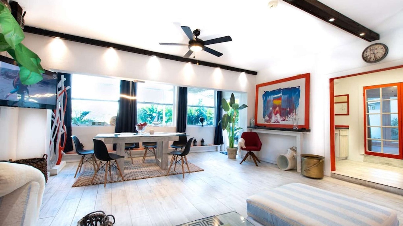 Photo of Livingroom in Nassau