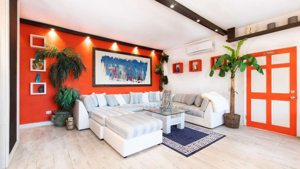 Photo of Livingroom in Nassau