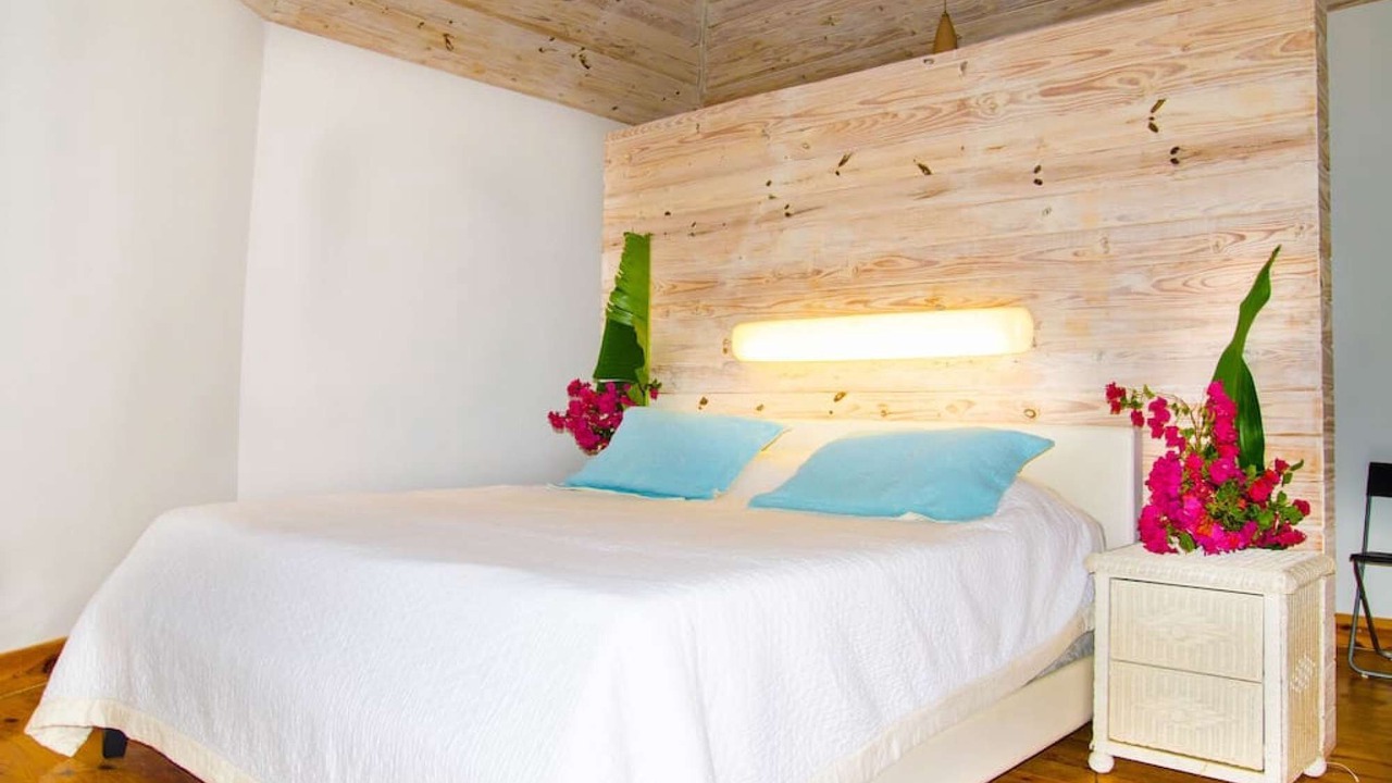 Photo of Bedroom in Nassau