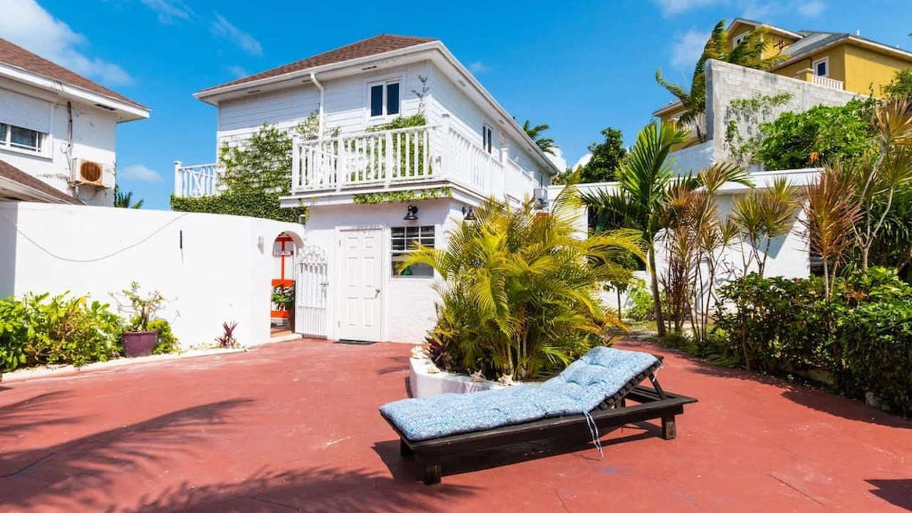Photo of Patio Balcony in Nassau