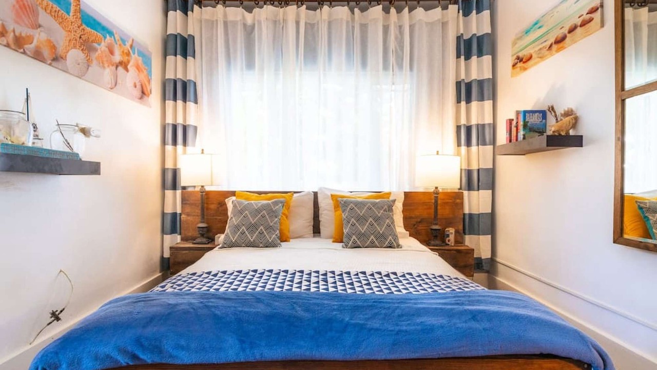 Photo of Bedroom in Nassau