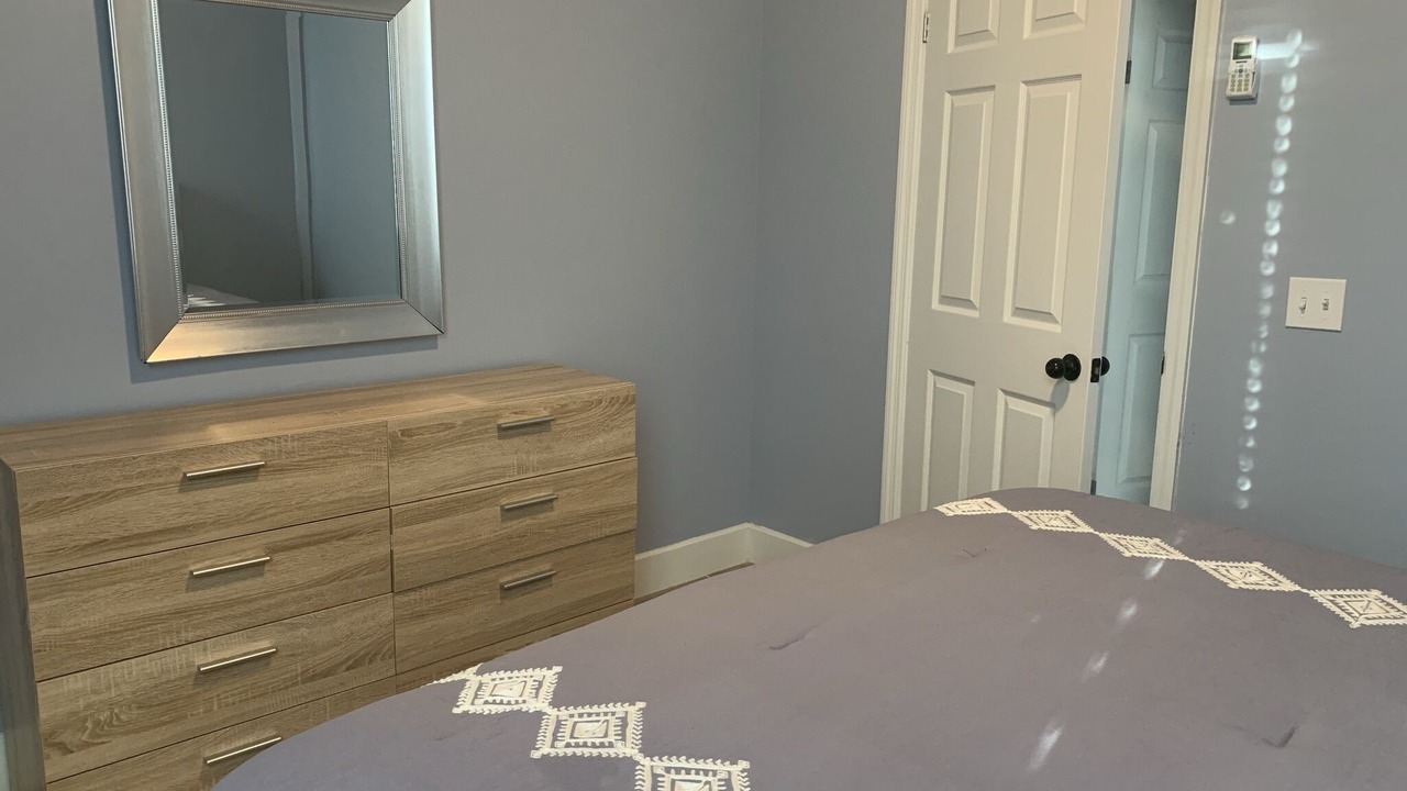 Photo of Bedroom in Bahama Palm Shores