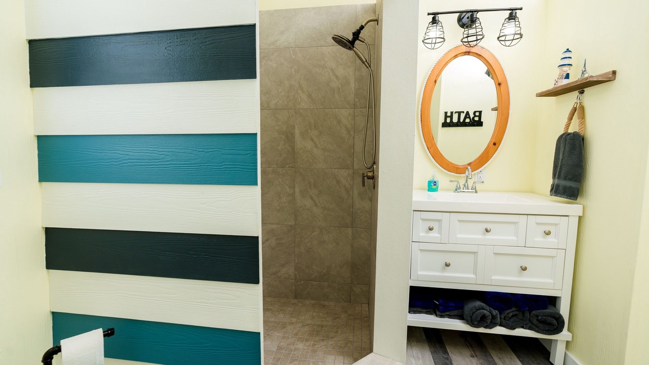 Photo of Bathroom in Spanish Wells