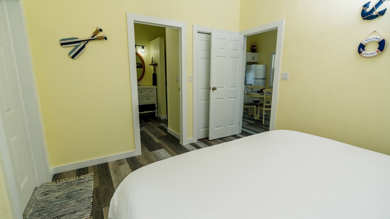 Photo of Bedroom in Spanish Wells