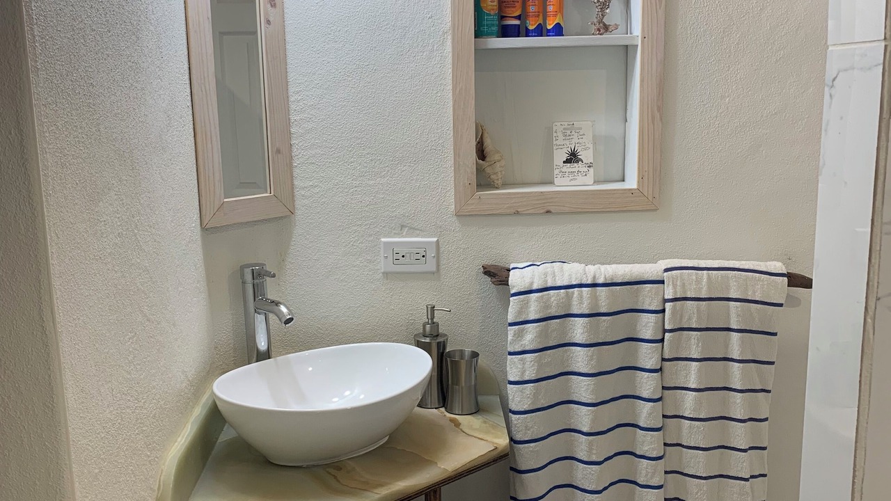 Photo of Bathroom in Governor's Harbour