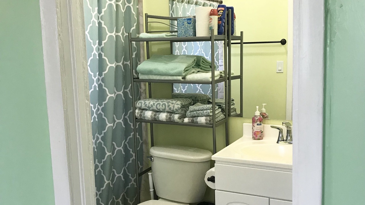 Photo of Bathroom in Gregory Town