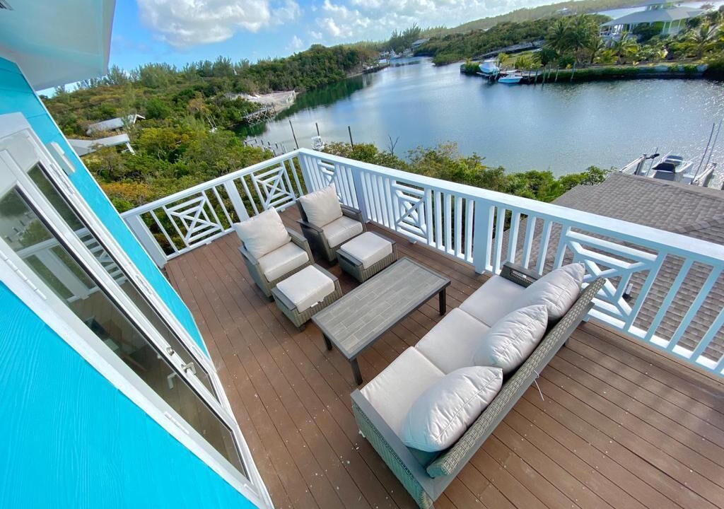 Photo of Patio Balcony in Berry Islands