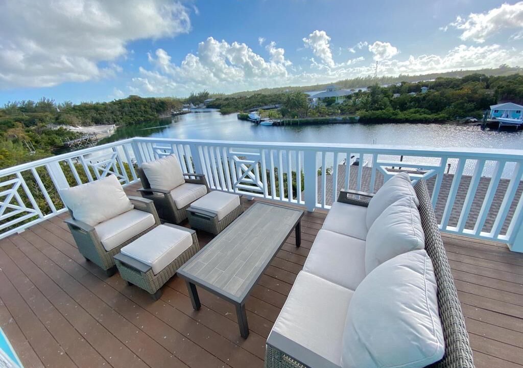 Photo of Patio Balcony in Berry Islands