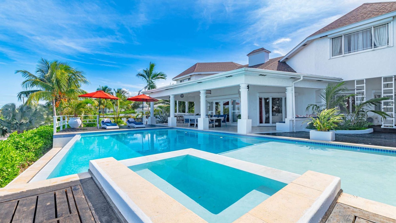 Photo of Outdoor in Nassau
