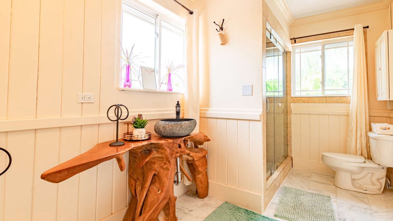 Photo of Bathroom in Nassau