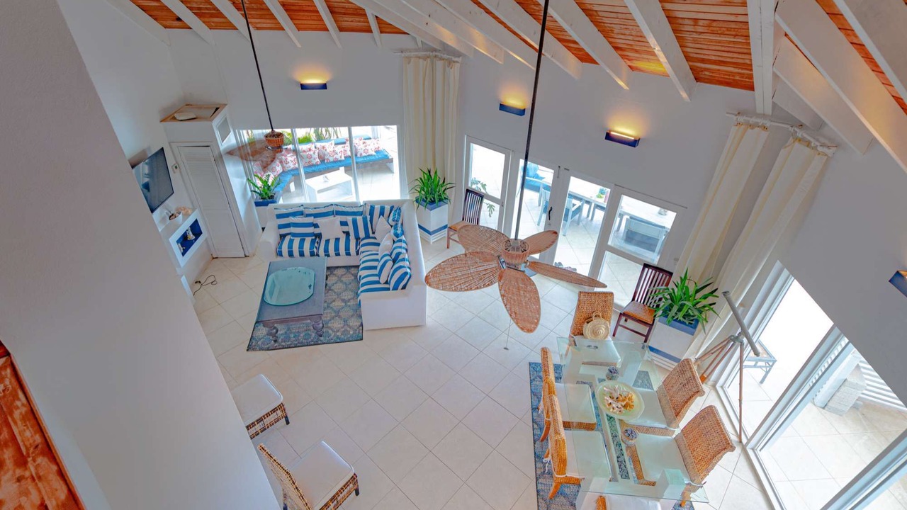 Photo of Livingroom in Nassau