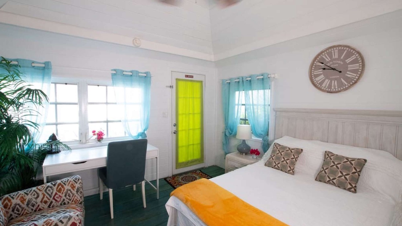 Photo of Bedroom in Nassau
