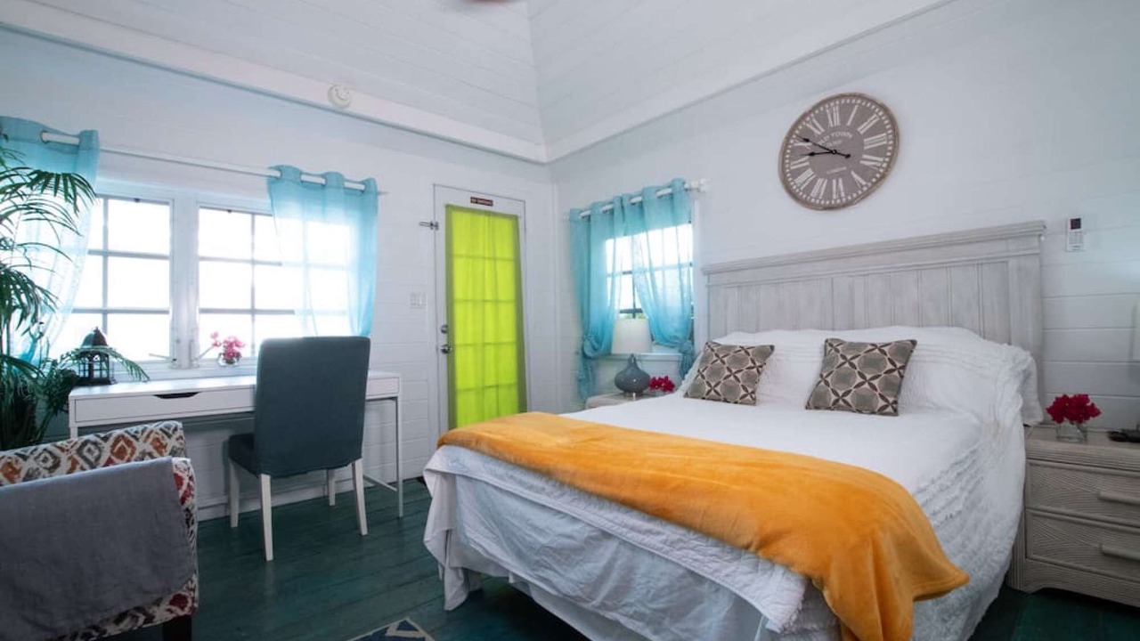 Photo of Bedroom in Nassau