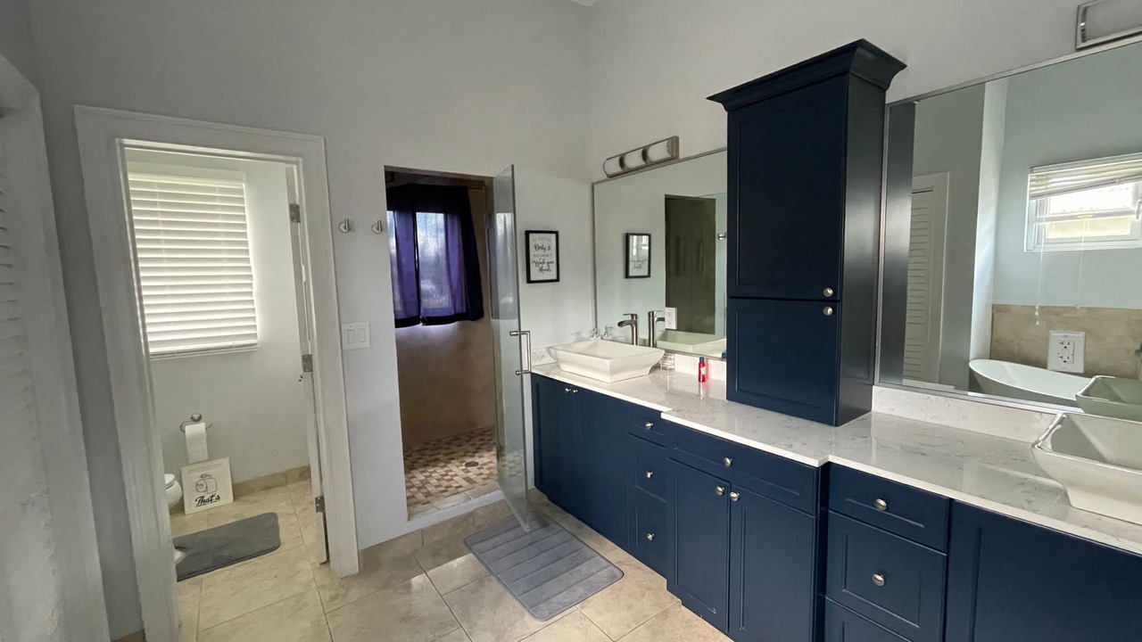 Photo of Bathroom in Greening Glade