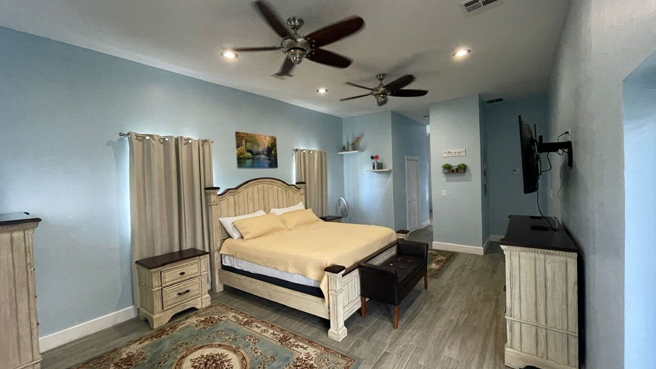 Photo of Bedroom in Greening Glade