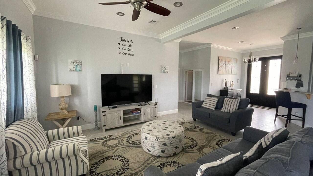 Photo of Livingroom in Greening Glade