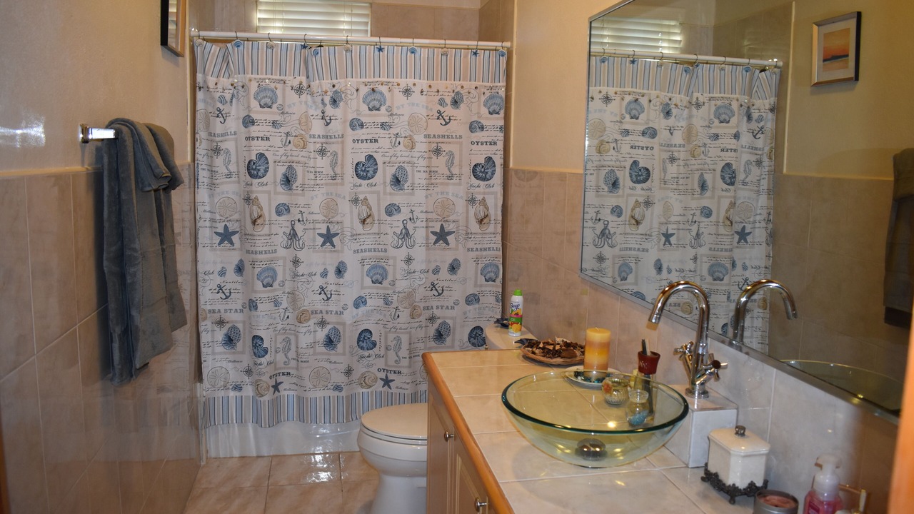 Photo of Bathroom in Gambier