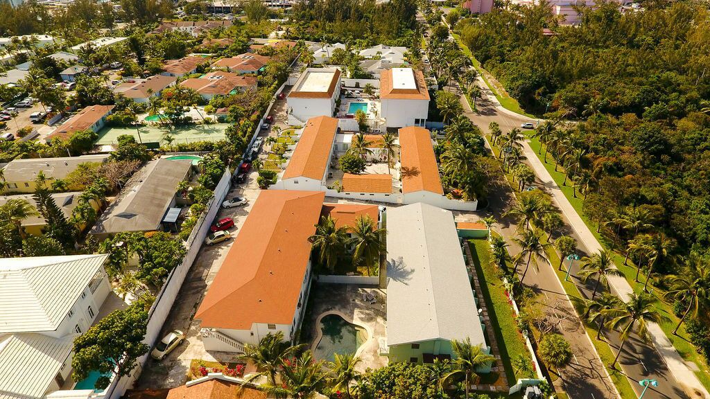 Photo of Others in Paradise Island