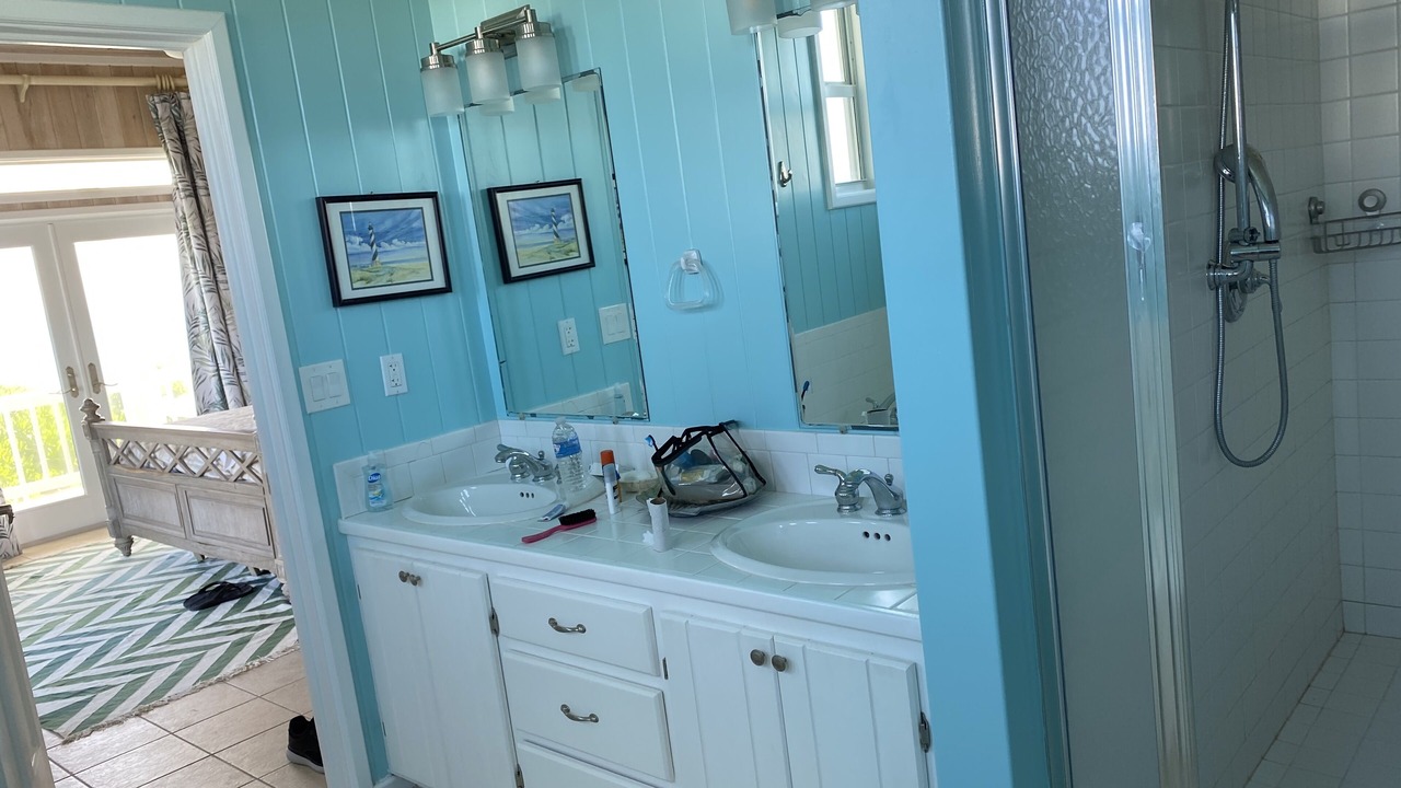 Photo of Bathroom in Hope Town