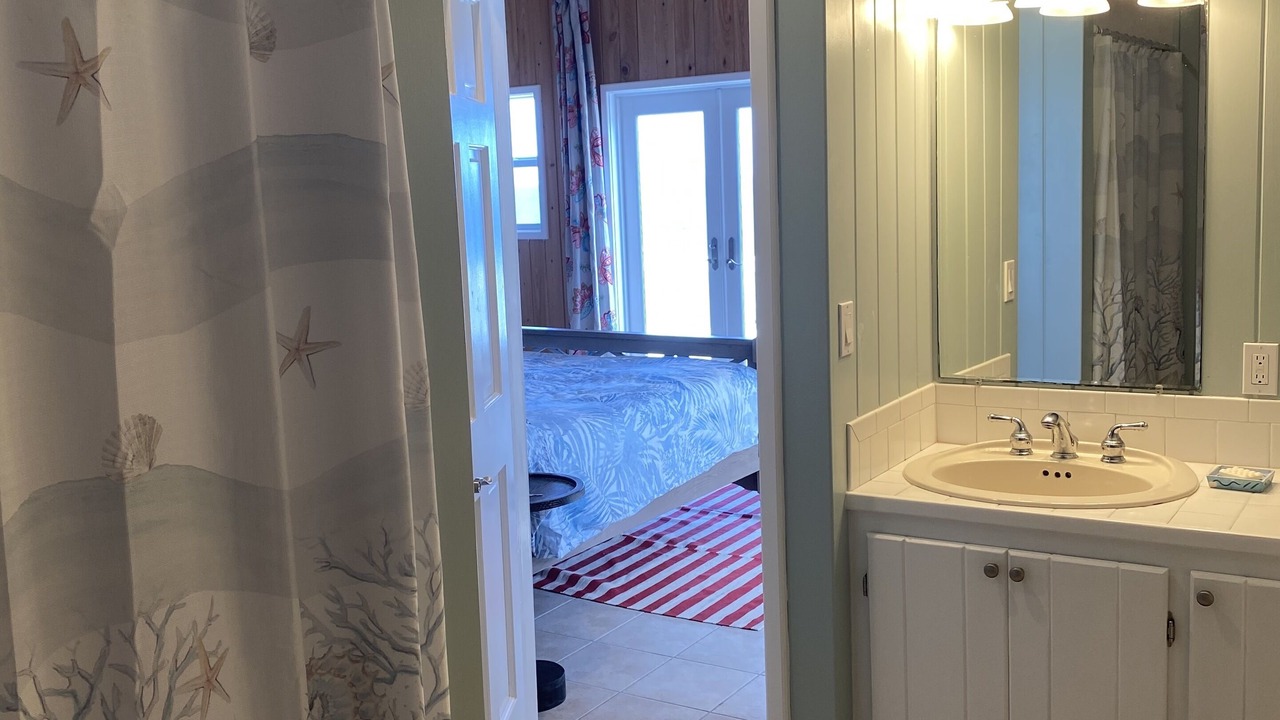 Photo of Bathroom in Hope Town